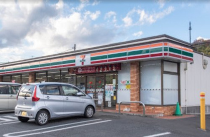 セブンイレブン　八王子下柚木西店の画像1