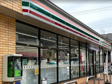 セブンイレブン　八王子館町店の画像1