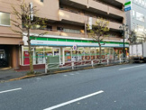 ファミリーマート　京王八王子店