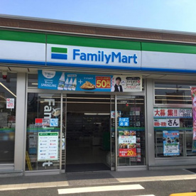 ファミリーマート　中野中央通り店の画像1