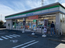 ファミリーマート　八王子バイパス店