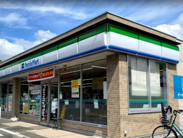 ファミリーマート　八王子下柚木二丁目店の画像1