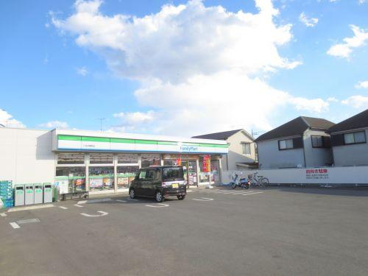 ファミリーマート　八王子暁町店の画像1