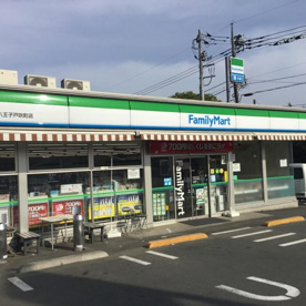 ファミリーマート　八王子戸吹町店の画像1