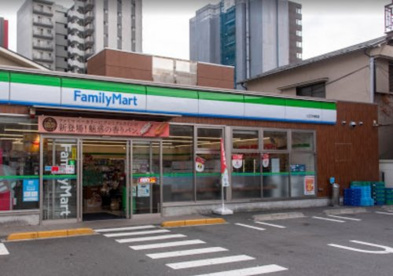 ファミリーマート　八王子寺町店の画像1