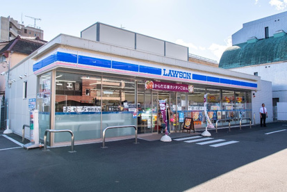 ローソン　八王子千人町二丁目店の画像1