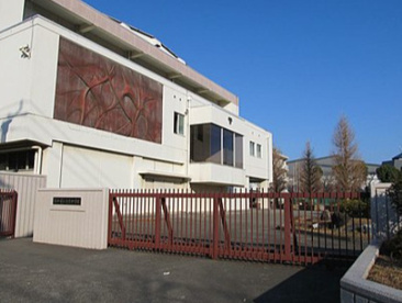 府中市立浅間中学校の画像1