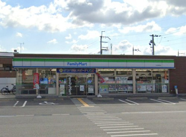 ファミリーマート 王寺本町店の画像1