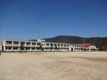 牟礼南小学校の画像1