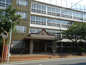 目黒区立第八中学校の画像1