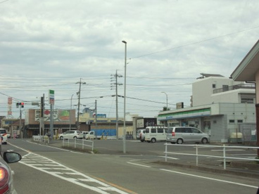 ファミリーマート 篠原橋店の画像1