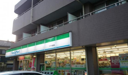 ファミリーマート ミナワ船越店の画像1