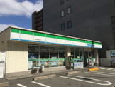 ファミリーマート 西中島南方店