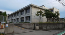 小学校 藤沢市立片瀬小学校