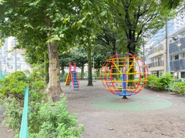新宿区立こばと児童遊園の画像1