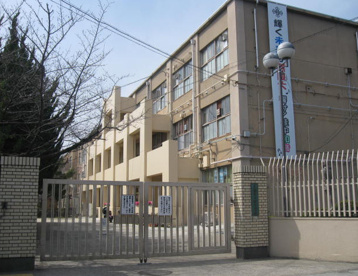 京都市立桂中学校の画像1