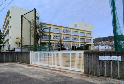 宝塚市立南ひばりガ丘中学校の画像1