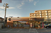 セブンイレブン二の宮店