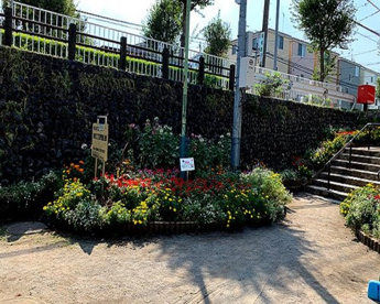 旭町２丁目児童公園の画像1