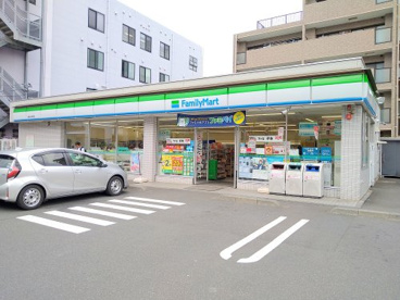 ファミリーマート座間市小松原店の画像1
