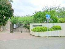 座間市立南中学校