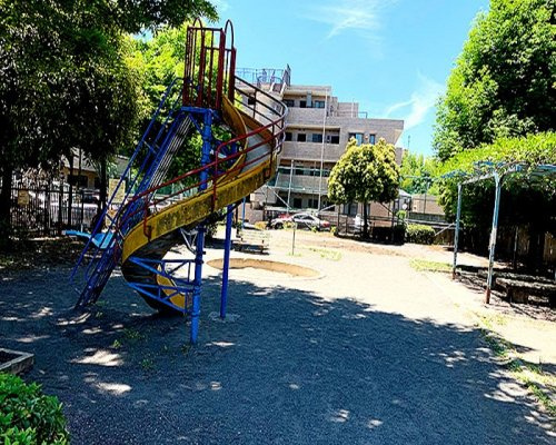 鶴間橋児童公園の画像