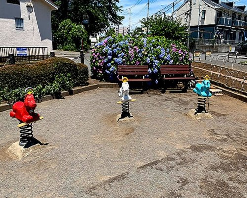 鶴間三角公園の画像