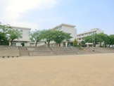 成瀬小学校