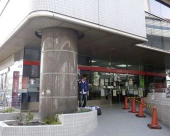 三菱UFJ銀行駒沢大学駅前支店の画像1
