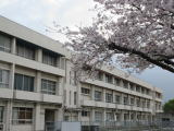 須恵小学校