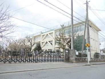 東大和市立第二中学校の画像1