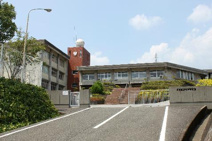 旭中学校