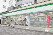 ファミリーマート 御池西洞院店の画像1