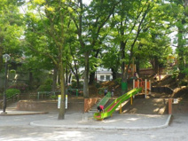 世田谷区立駒繁公園