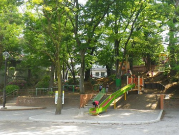 世田谷区立駒繁公園の画像1