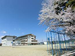 関市立金竜小学校の画像1