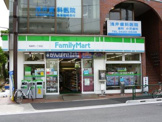 ファミリーマート桜新町一丁目店