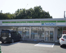 ファミリーマート 世田谷弦巻五丁目店