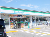 ファミリーマート 高知インター店
