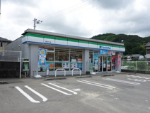 ファミリーマート 高知万々店