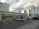 ファミリーマート かるぽーと前店