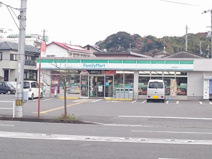 ファミリーマート　高知瀬戸店