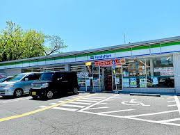 ファミリーマート 泉北晴美台二丁店の画像1