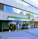 ファミリーマート 青山オーバルビル店