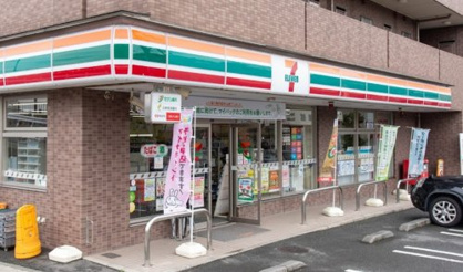 セブンイレブン 多摩関戸5丁目店の画像1