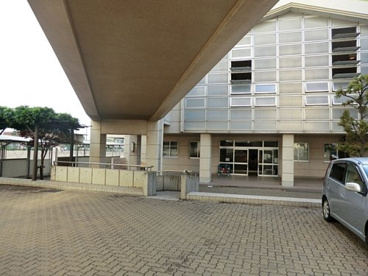 麻溝台中学校の画像1