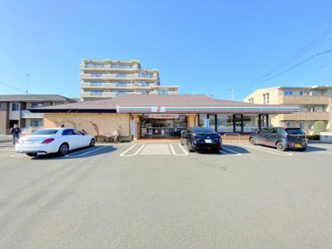 セブンイレブン鶴間1丁目店の画像1