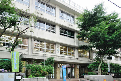 台東区立御徒町台東中学校の画像1