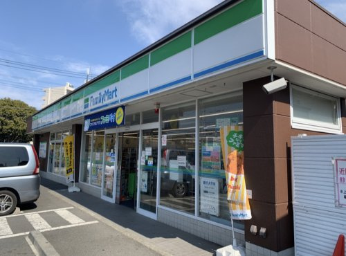 ファミリーマート 八王子堀之内店