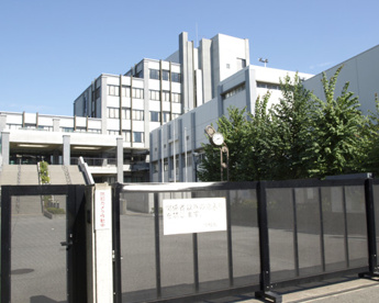 東京都立大崎高等学校の画像1